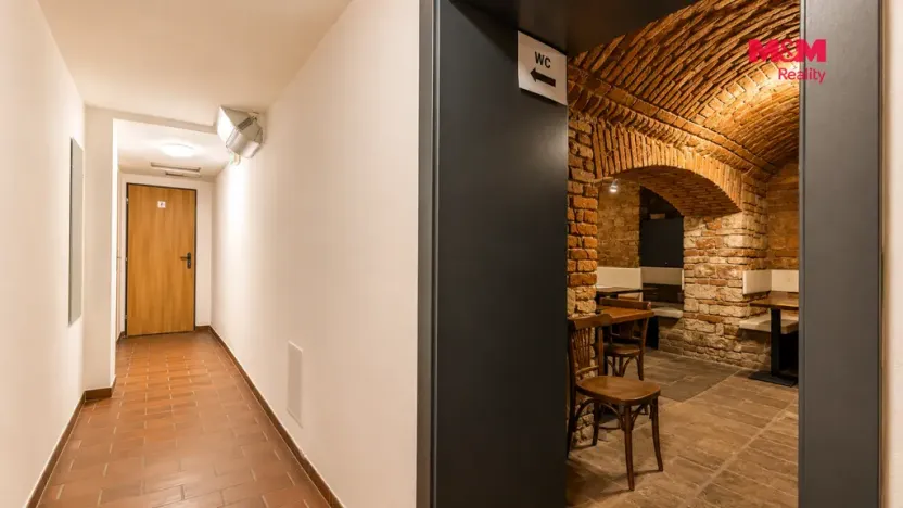Pronájem restaurace, Praha - Nusle, Sekaninova, 194 m2