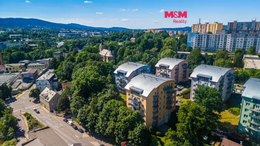 Prodej bytu 2+kk, Liberec - Liberec VI-Rochlice, Nádvorní, 76 m2