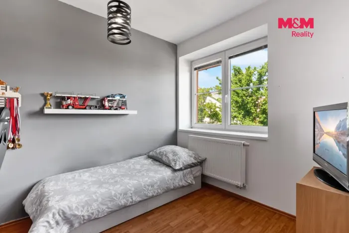 Prodej bytu 2+kk, Liberec - Liberec VI-Rochlice, Nádvorní, 76 m2