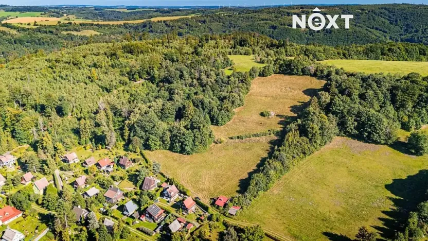 Prodej komerčního pozemku, Paseka, 5609 m2