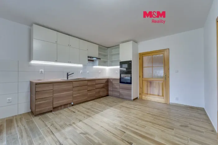 Pronájem bytu 3+1, Klatovy - Tupadly, 113 m2