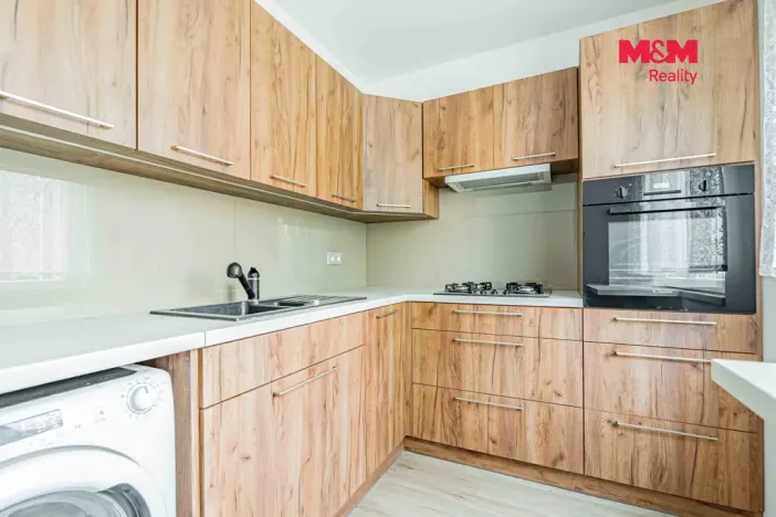 Prodej bytu 3+1, Karviná - Mizerov, Na Kopci, 72 m2