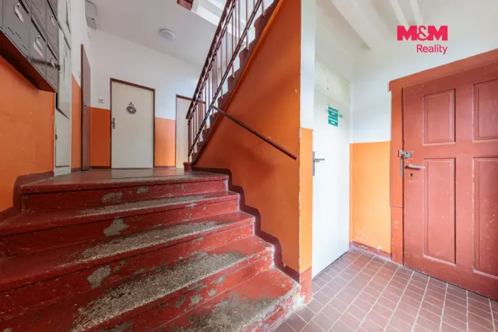 Prodej bytu 1+1, Nejdek, sídliště 9. května, 42 m2