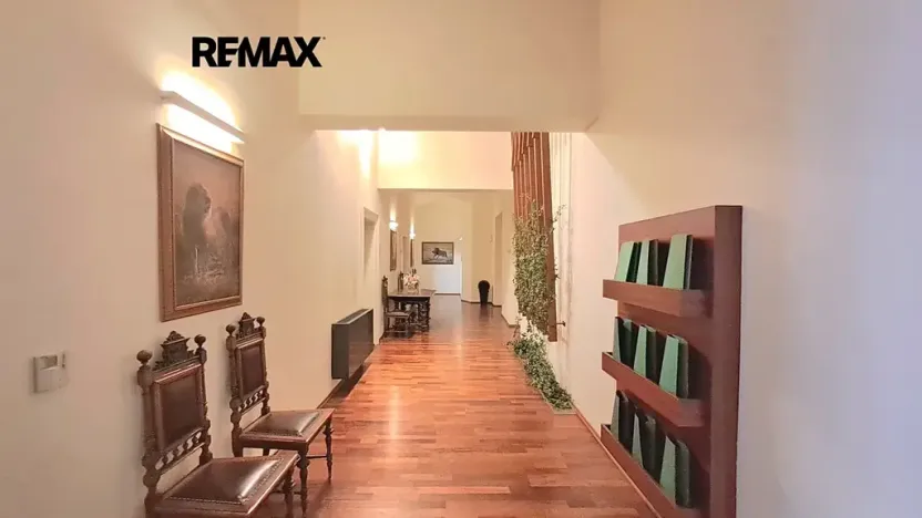 Pronájem kanceláře, Praha - Karlín, Sokolovská, 69 m2