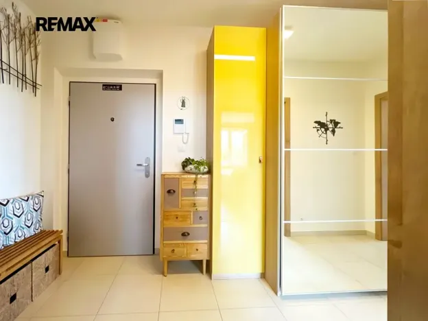Prodej bytu 2+kk, Praha, 55 m2