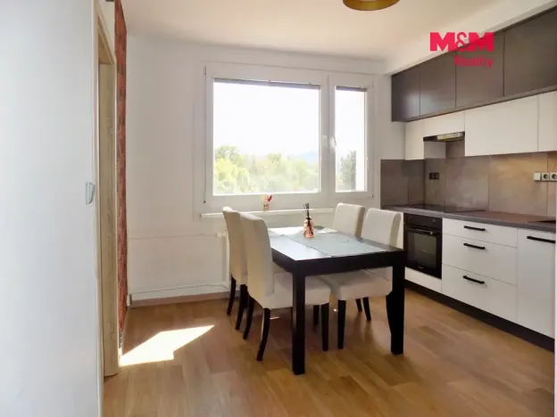 Prodej bytu 1+1, Ústí nad Labem - Mojžíř, Peškova, 35 m2