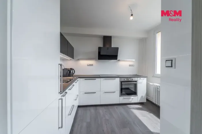 Prodej bytu 4+1, Praha - Černý Most, Bojčenkova, 104 m2