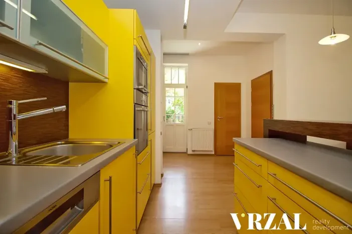 Pronájem bytu 3+kk, Plzeň, Družstevní, 79 m2