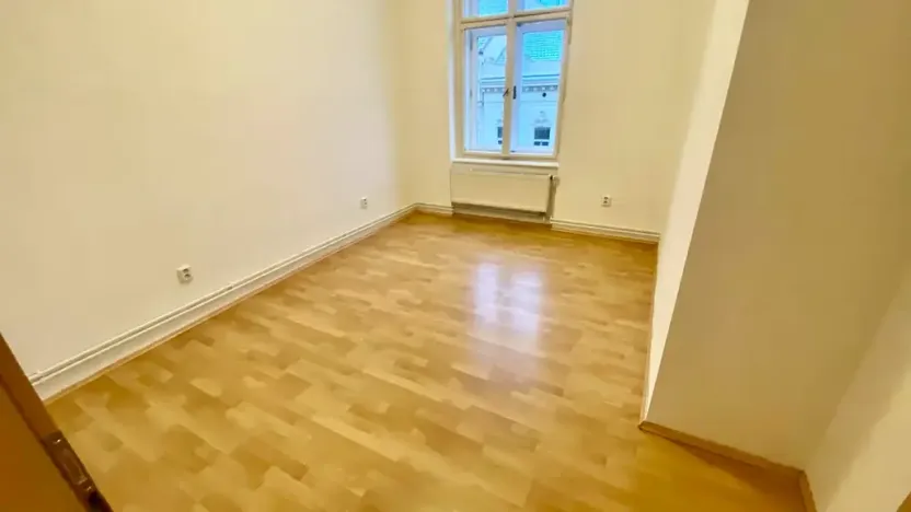 Pronájem bytu 2+1, Brno, Jana Uhra, 73 m2