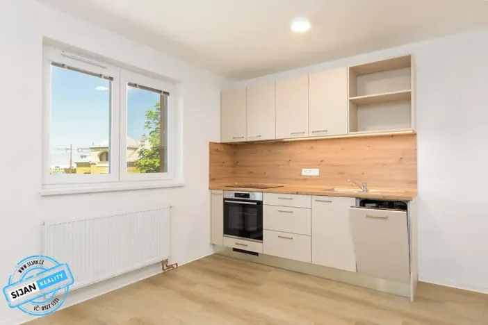 Pronájem bytu 2+kk, Opava, 36 m2