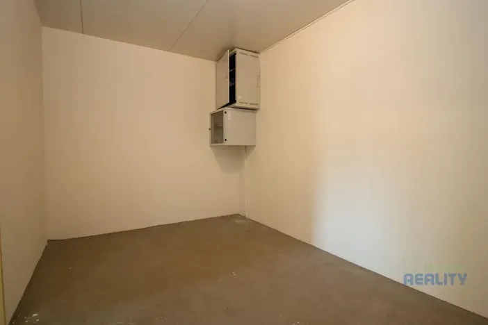 Pronájem skladu, Brandýs nad Labem-Stará Boleslav, 424 m2