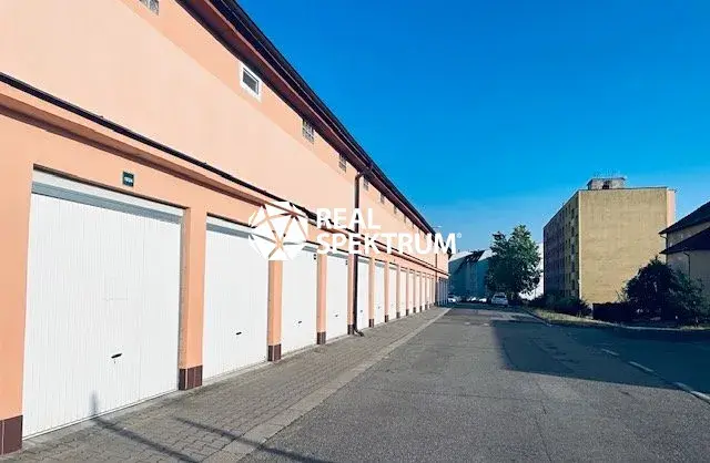 Prodej garáže, Blansko, Jasanová, 17 m2