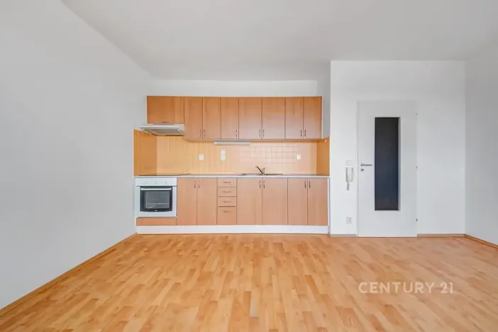 Pronájem bytu 1+kk, Praha - Stodůlky, Sluneční náměstí, 34 m2