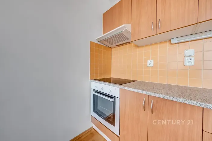 Pronájem bytu 1+kk, Praha - Stodůlky, Sluneční náměstí, 34 m2
