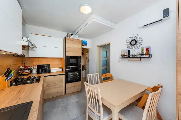 Prodej bytu 3+1, Praha - Modřany, Pertoldova, 65 m2