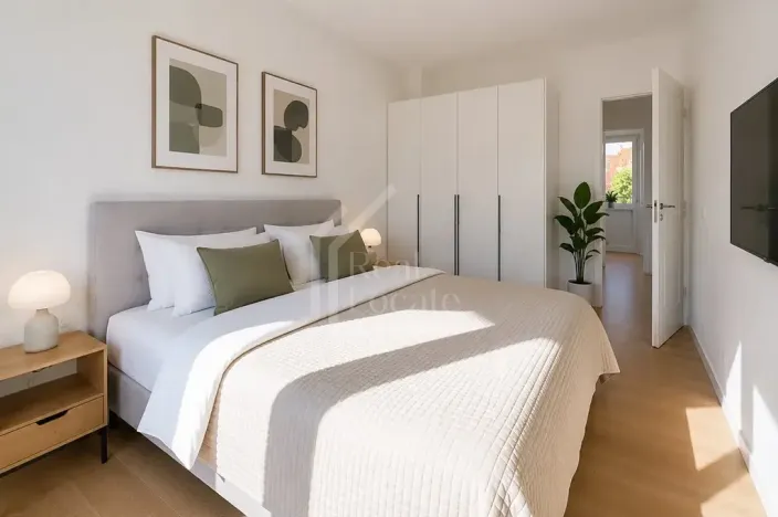 Pronájem bytu 2+kk, Praha, Křižíkova, 58 m2