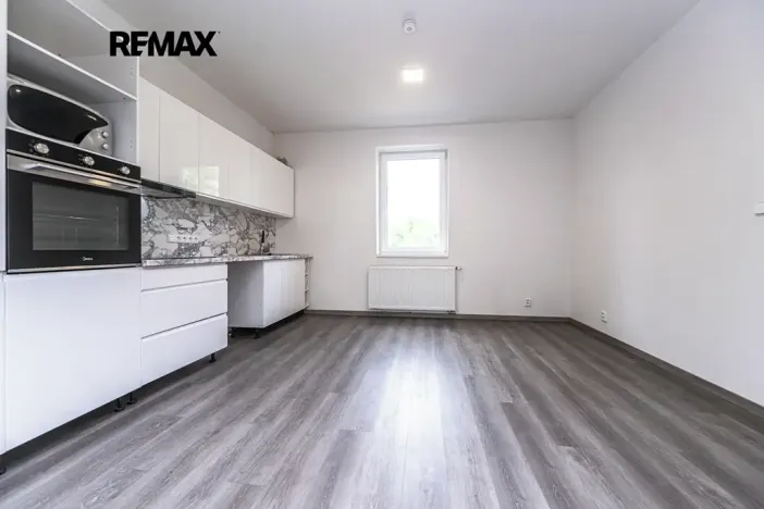 Pronájem rodinného domu, Praha - Strašnice, U trati, 120 m2