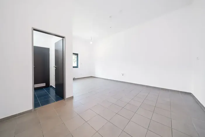 Pronájem obchodního prostoru, Říčany, Černokostelecká, 73 m2