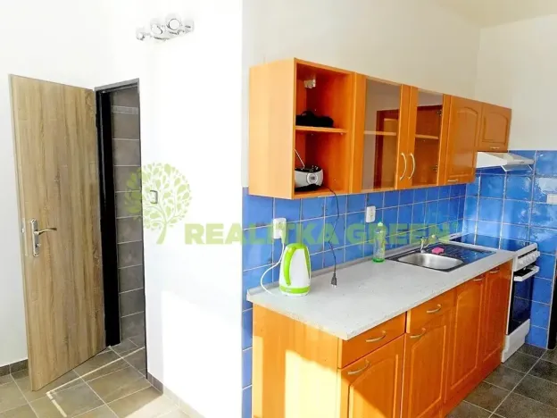 Prodej bytu 2+1, Veselí nad Lužnicí, Ak. Bydžovského, 60 m2