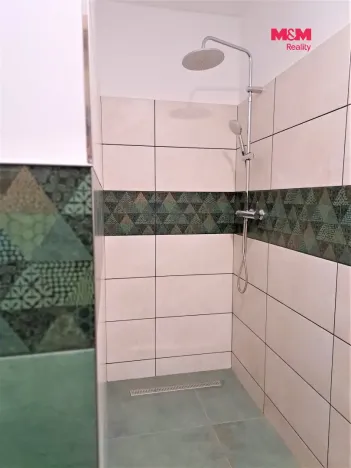 Pronájem bytu 2+kk, Lomnice nad Popelkou, Komenského, 65 m2