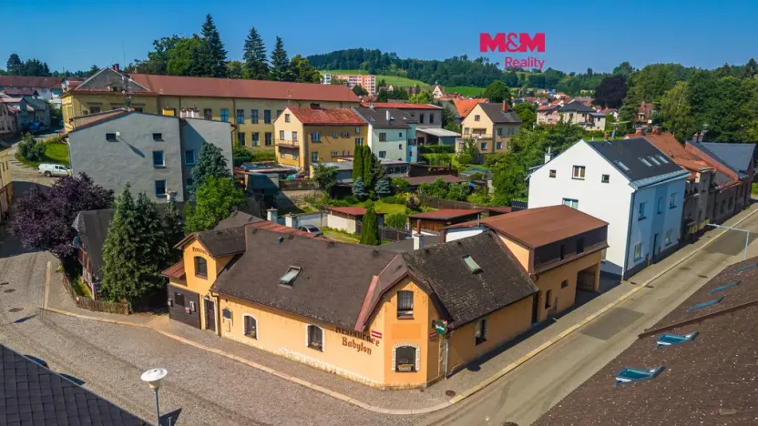 Prodej restaurace, Lomnice nad Popelkou, Poděbradova, 600 m2