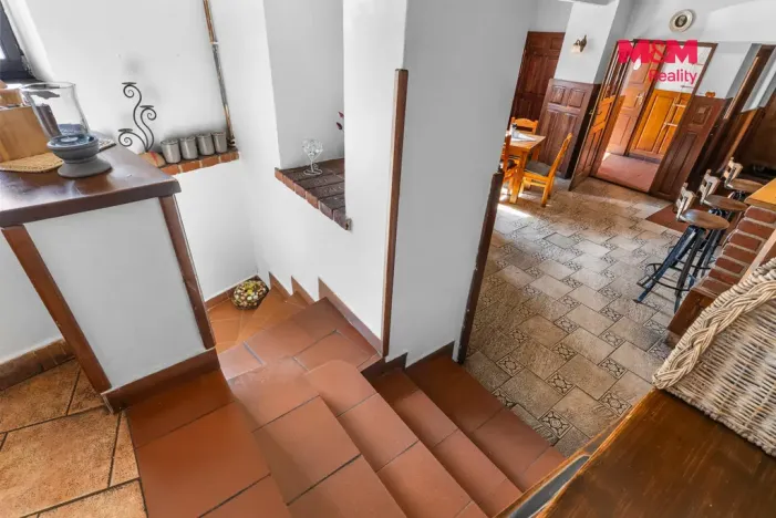Prodej restaurace, Lomnice nad Popelkou, Poděbradova, 600 m2