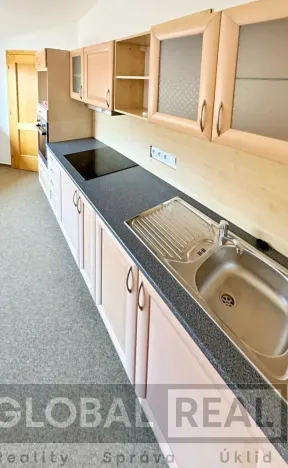 Pronájem bytu 3+1, Velké Meziříčí, 80 m2