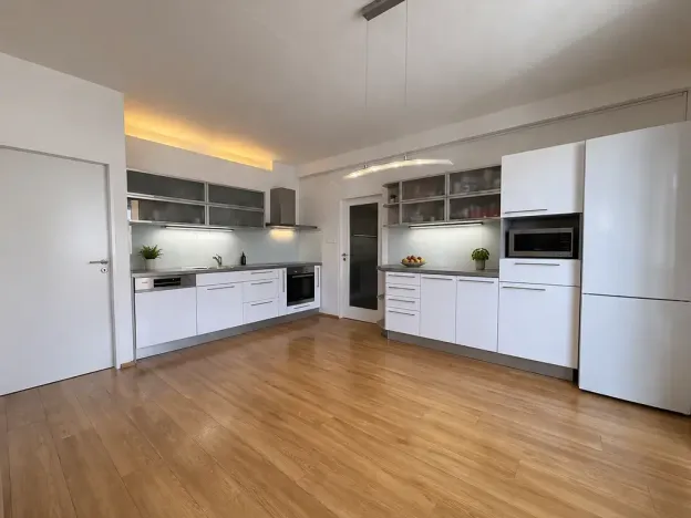 Pronájem bytu 3+kk, Praha - Podolí, Jeremenkova, 72 m2