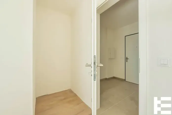 Prodej bytu 1+kk, Praha - Satalice, Za Novákovou zahradou, 32 m2