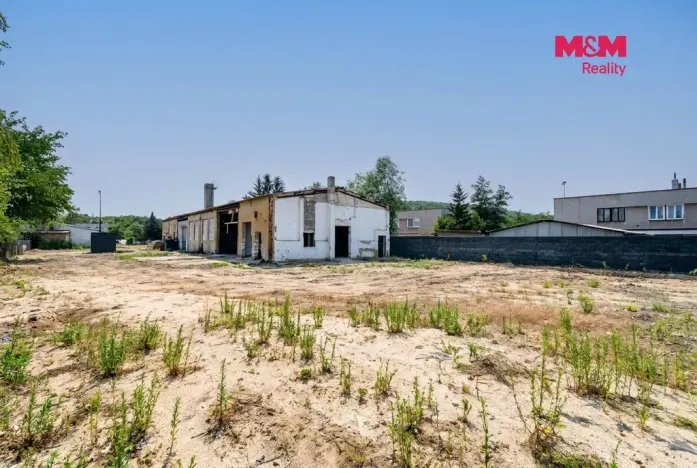 Prodej komerčního pozemku, Semice, 1554 m2