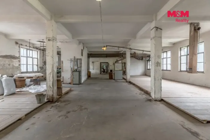 Prodej zemědělského objektu, Nová Ves nad Popelkou, 1427 m2
