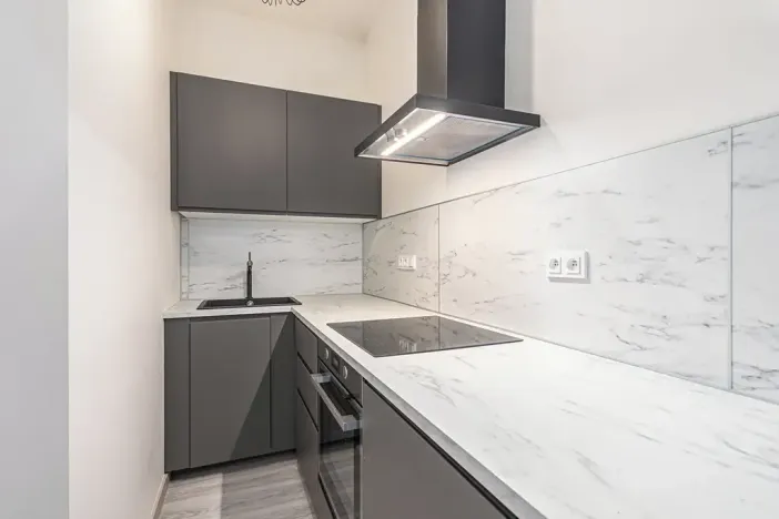 Pronájem bytu 2+kk, Praha - Vršovice, Košická, 29 m2