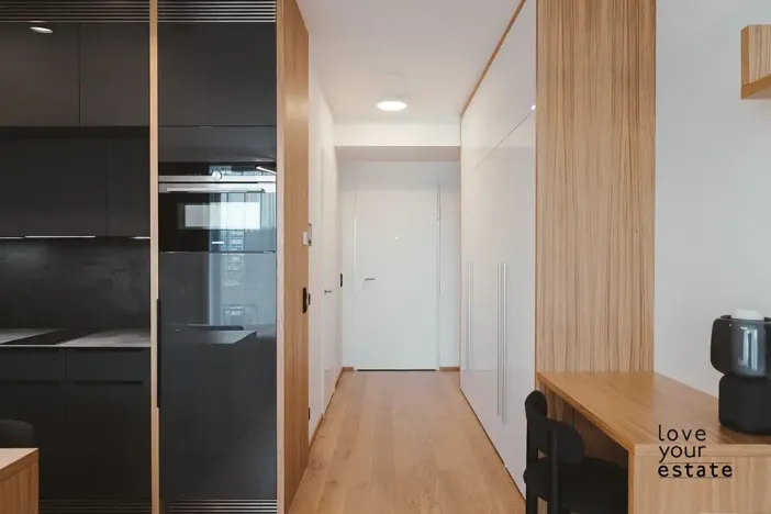 Pronájem bytu 1+kk, Praha - Bubeneč, Vítězné náměstí, 35 m2
