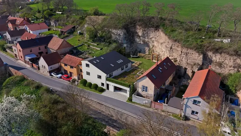 Prodej rodinného domu, Neuměřice, 150 m2