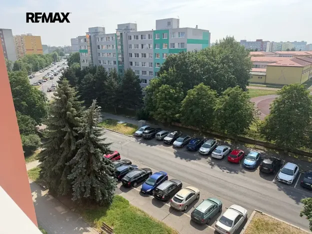 Pronájem bytu 2+kk, Praha - Řepy, Žufanova, 42 m2