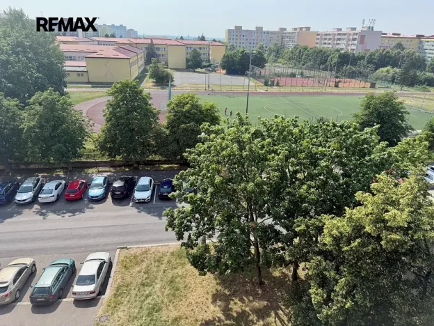 Pronájem bytu 2+kk, Praha - Řepy, Žufanova, 42 m2