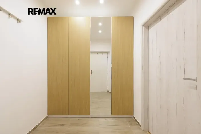 Prodej bytu 3+kk, Červený Újezd, Za Statkem, 68 m2