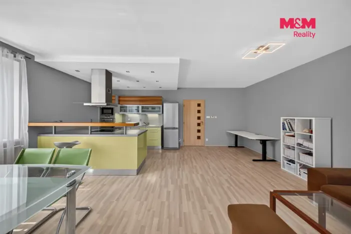 Prodej bytu 2+kk, Měchenice, Sloupecká, 64 m2