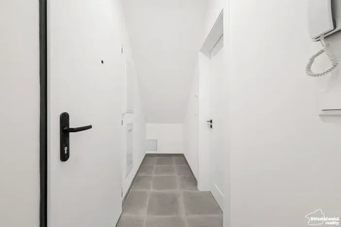 Prodej bytu 3+kk, Praha - Dolní Chabry, Kobyliská, 54 m2