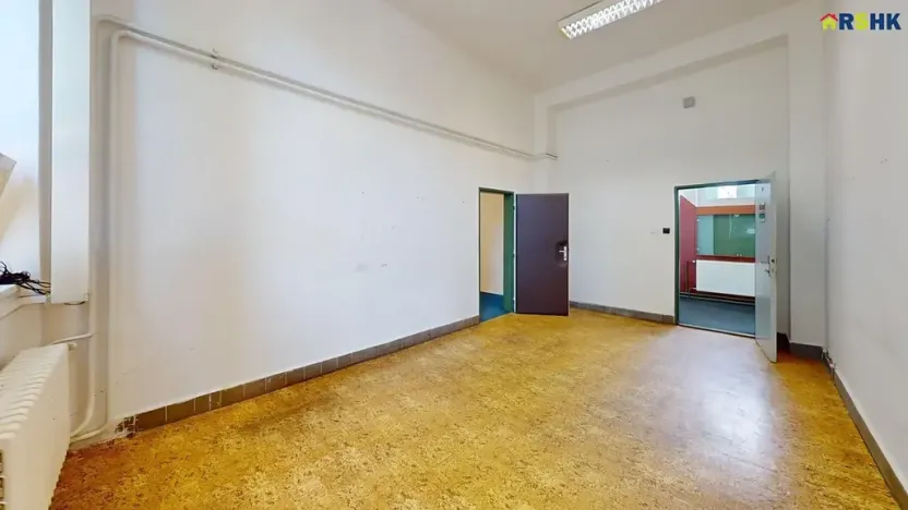 Pronájem kanceláře, Hradec Králové, Akademika Bedrny, 110 m2