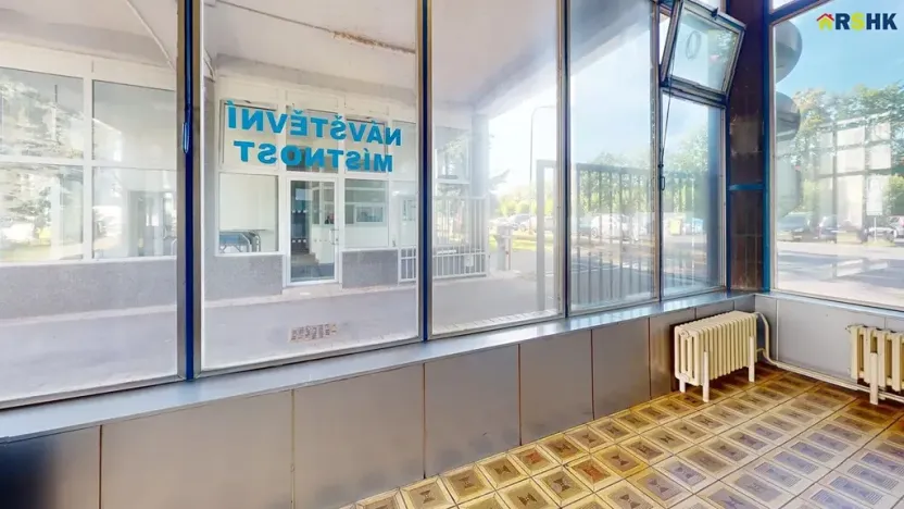 Pronájem kanceláře, Hradec Králové, Akademika Bedrny, 110 m2