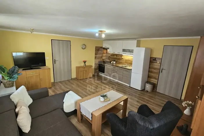 Prodej atypického bytu, Kamenice nad Lipou, Dobšova, 87 m2