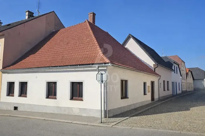Prodej atypického bytu, Kamenice nad Lipou, Dobšova, 87 m2