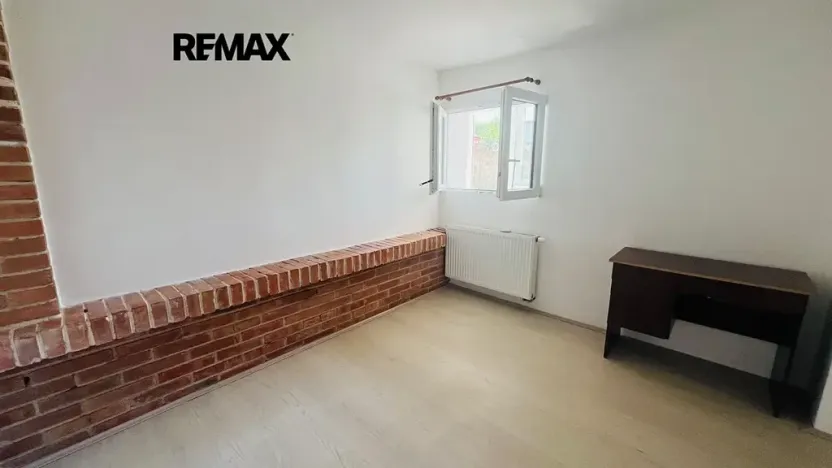 Pronájem rodinného domu, Milovice, 100 m2