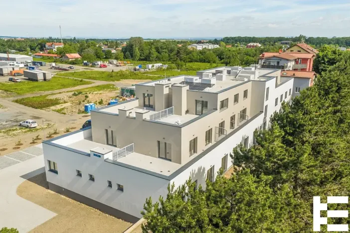 Prodej bytu 1+kk, Praha - Satalice, Za Novákovou zahradou, 33 m2