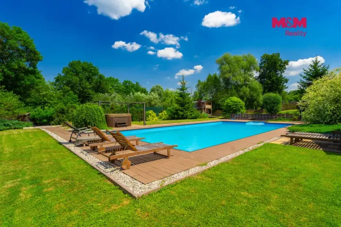 Prodej rodinného domu, Svojetín, 800 m2