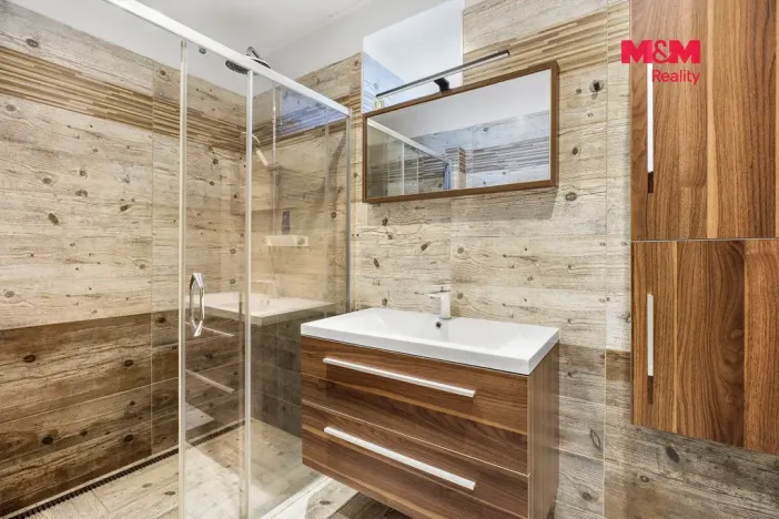 Prodej rodinného domu, Svojetín, 800 m2