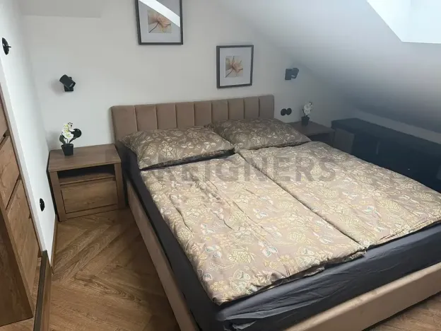 Pronájem bytu 2+kk, Hradec Králové, Eliščino nábřeží, 35 m2