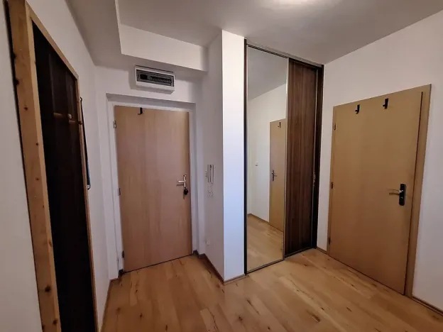 Pronájem bytu 1+kk, Brno - Líšeň, Holzova, 62 m2