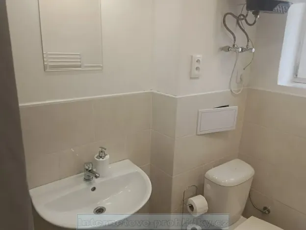 Pronájem pokoje, Přerov, 40 m2